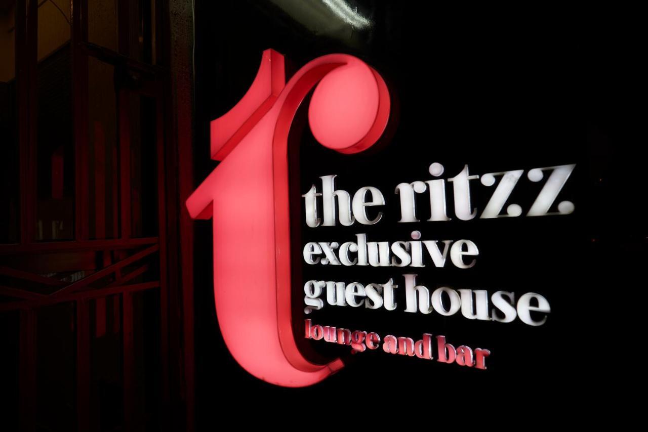 The Ritzz Exclusive Guest House Акра Екстериор снимка